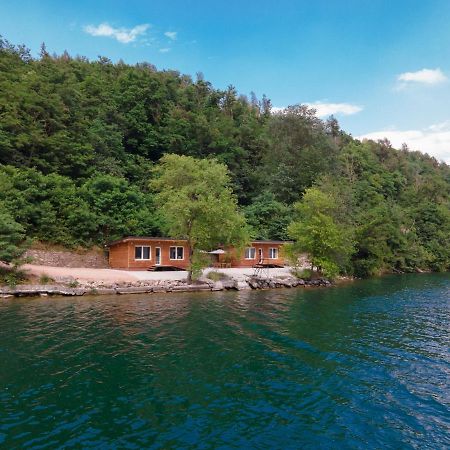 Chalet Alessandrini - Private Lakeside Beach Tenna Exterior photo